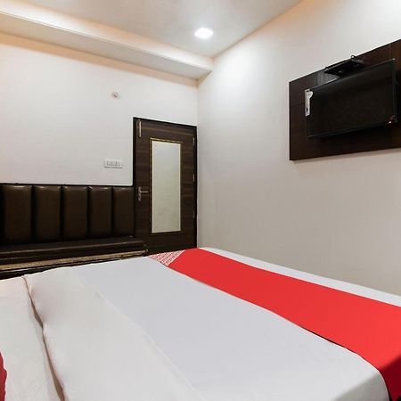 Hotel Oyo 48489 Adarsh Plaza Saharanpur Exterior foto