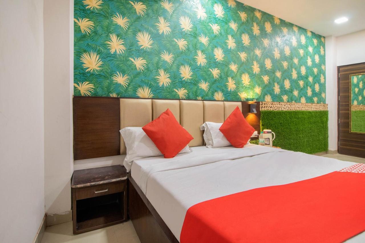 Hotel Oyo 48489 Adarsh Plaza Saharanpur Exterior foto