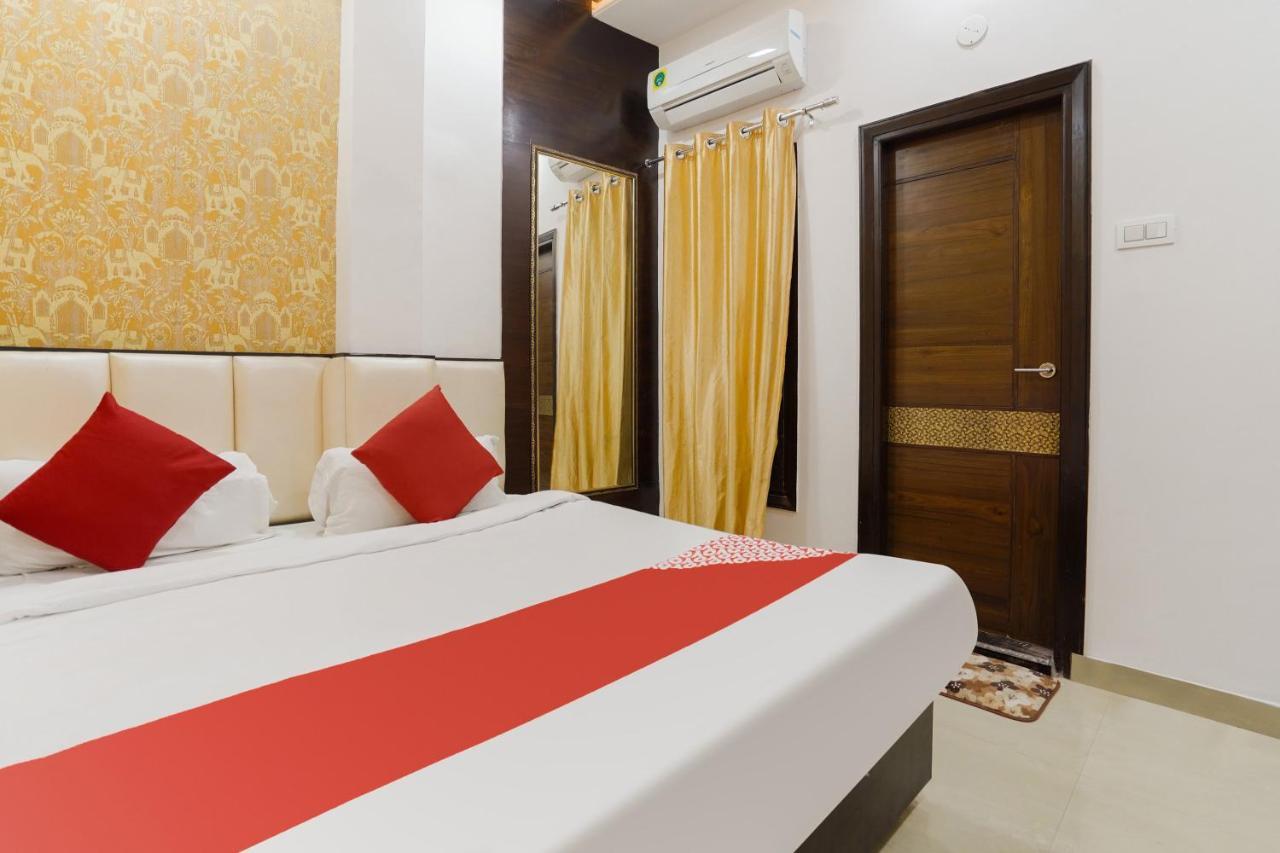 Hotel Oyo 48489 Adarsh Plaza Saharanpur Exterior foto