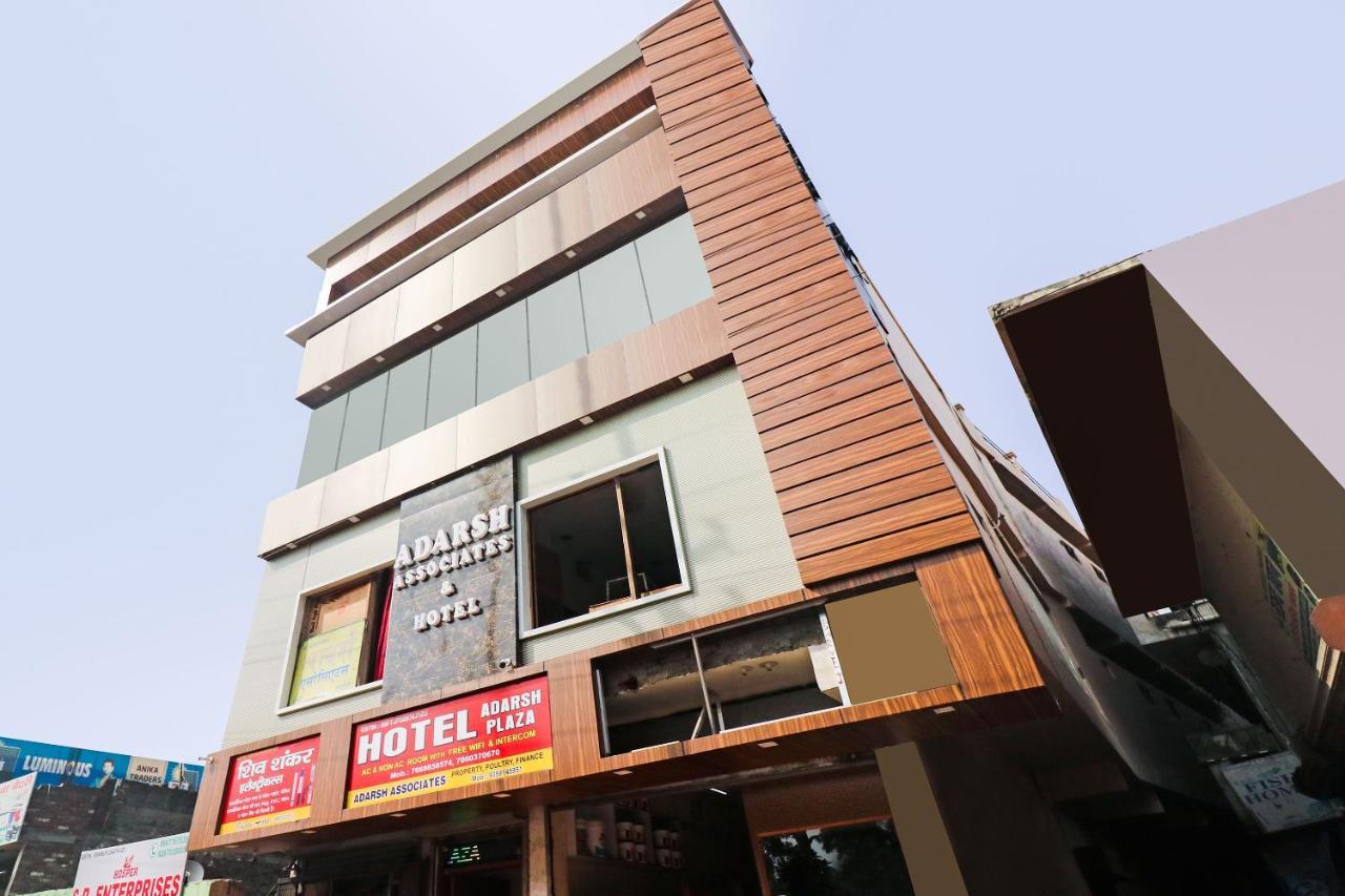 Hotel Oyo 48489 Adarsh Plaza Saharanpur Exterior foto