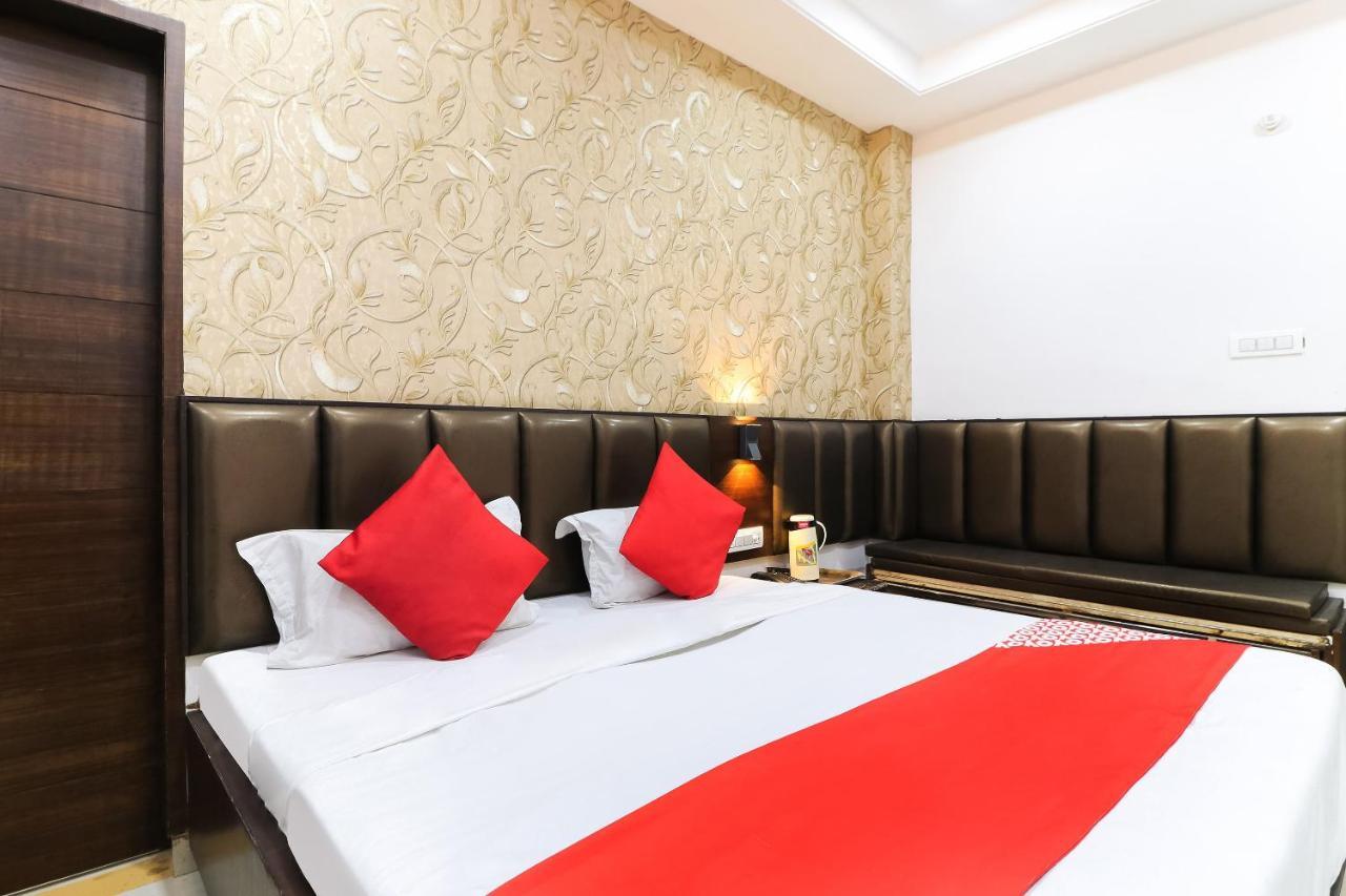 Hotel Oyo 48489 Adarsh Plaza Saharanpur Exterior foto