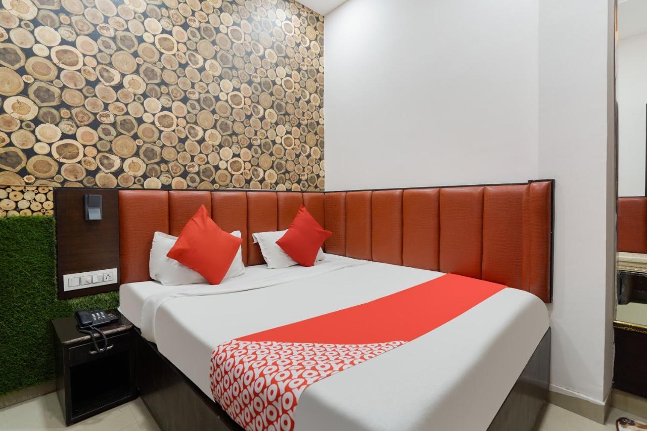 Hotel Oyo 48489 Adarsh Plaza Saharanpur Exterior foto