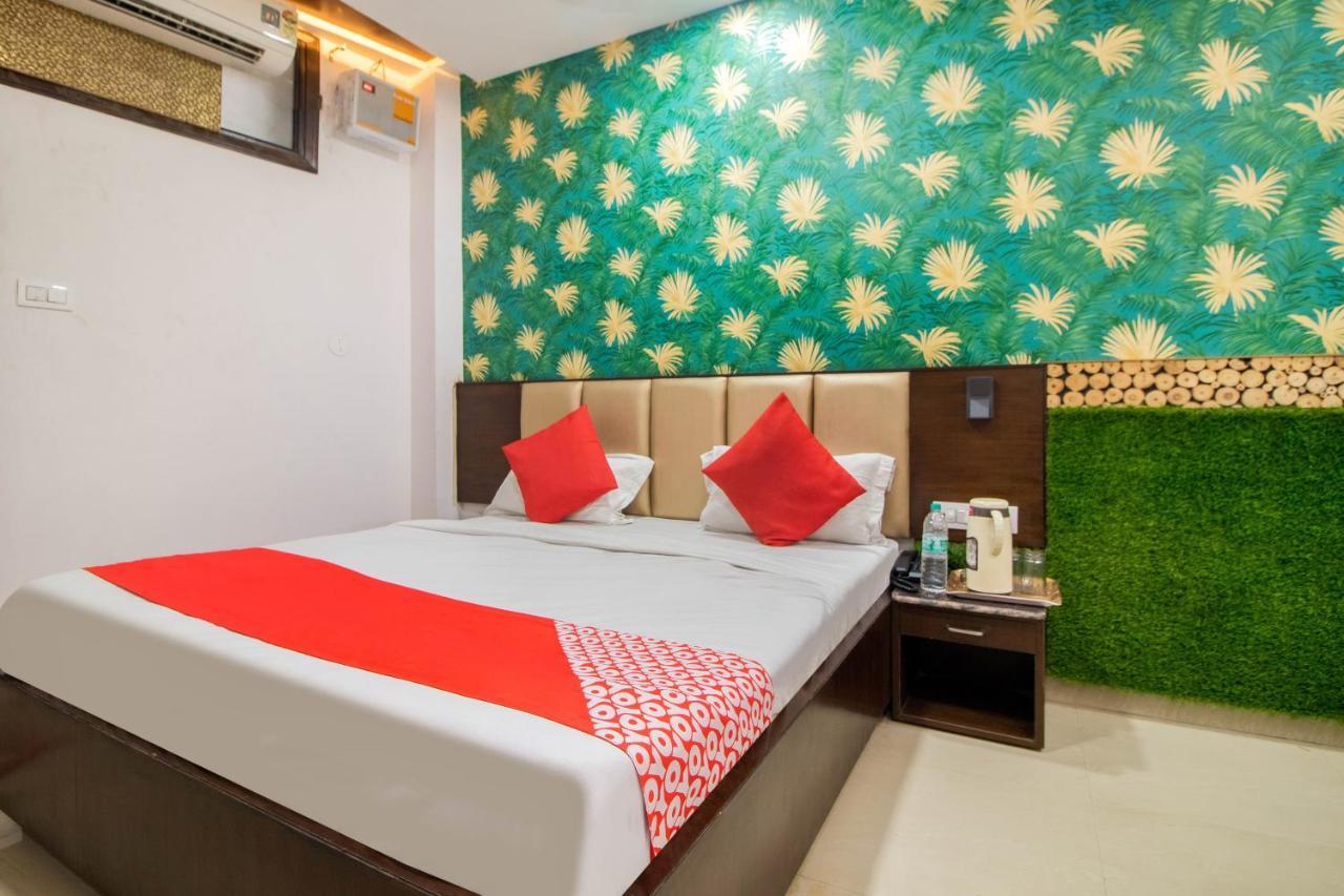 Hotel Oyo 48489 Adarsh Plaza Saharanpur Exterior foto
